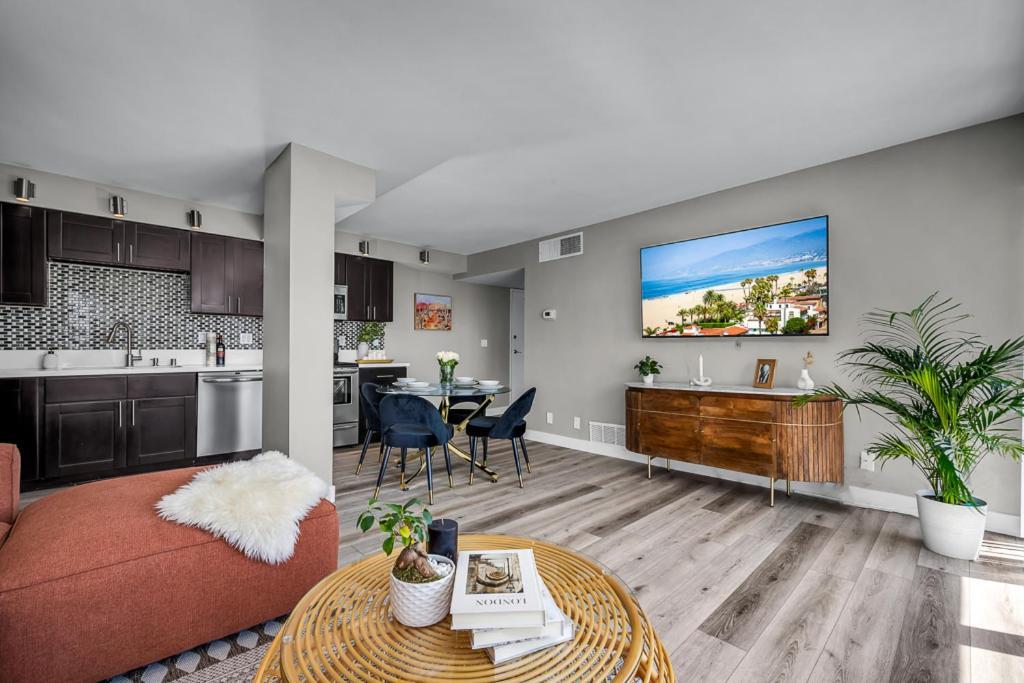 Marina Del Rey Chic 1 Bedroom With View